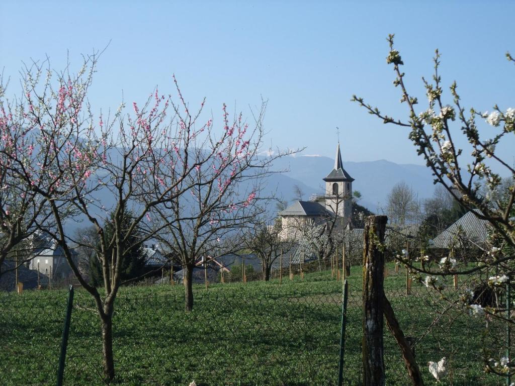 Le Domaine Du Grand Cellier Chambres D'Hotes En Savoie Tournon Ngoại thất bức ảnh